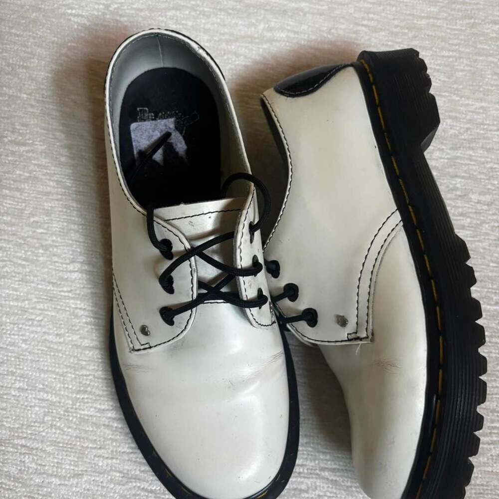 Dr. Martens 1461 Hearts White Smooth Leather Oxford Shoes